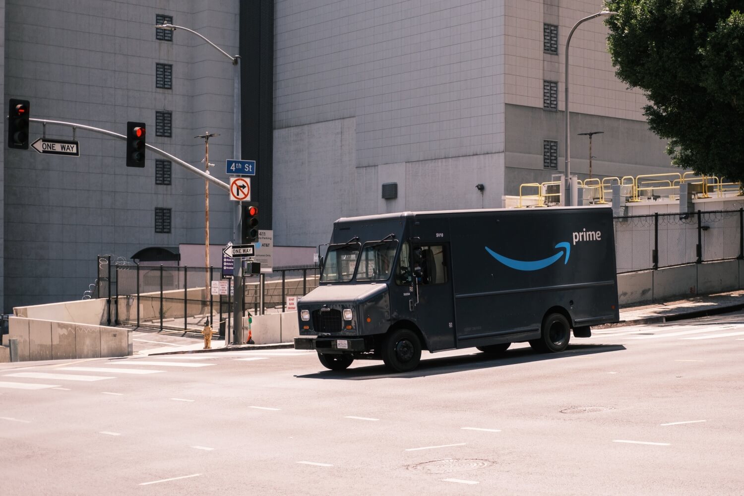 Samochód dostawczy Amazon